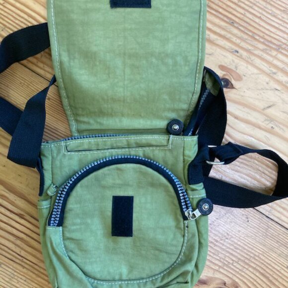 Kipling Small Purse - Picture 3 of 3